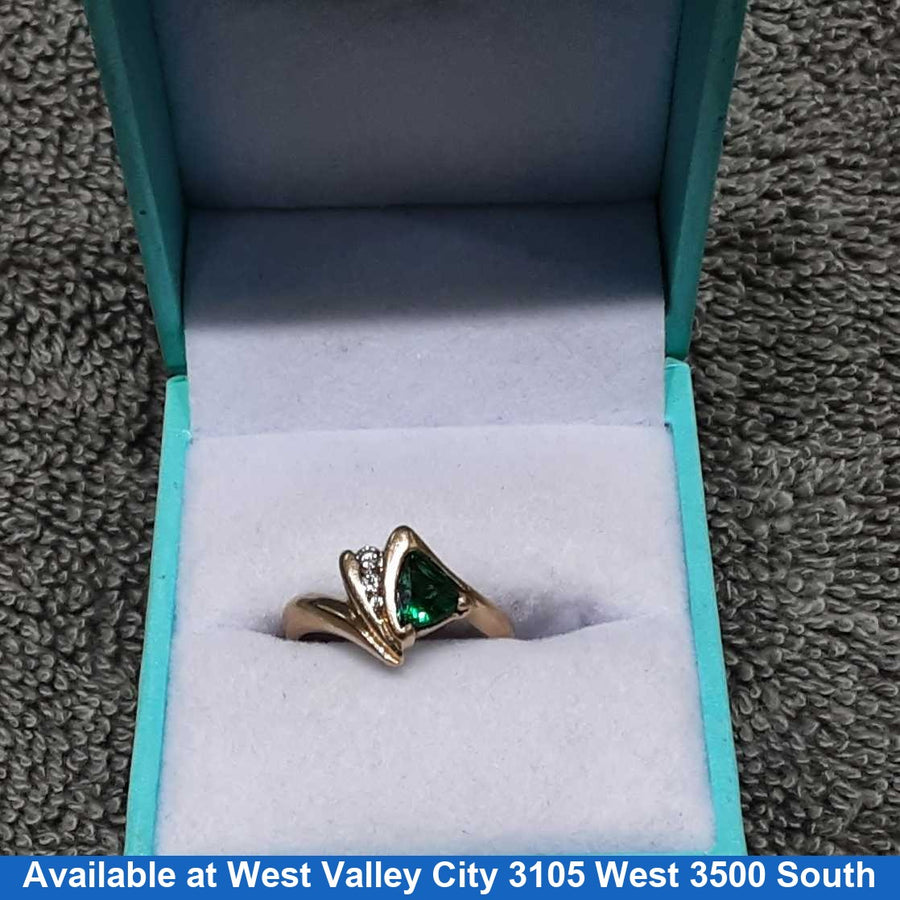 Women's Ring - Yellow Gold 14k (.585) 3.5 grams Size 20