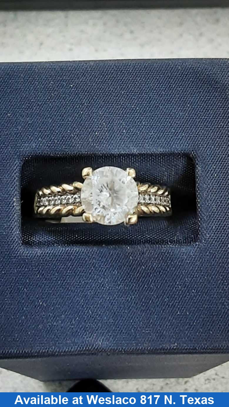 Women's Ring - Solitaire - Yellow Gold 10k (.417) 3.3 grams Size 9