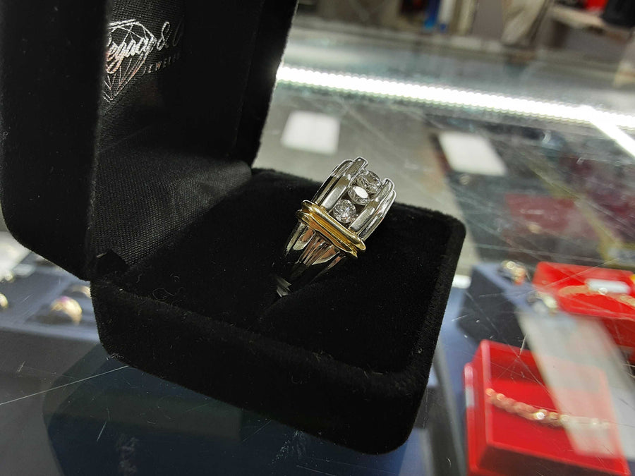 Men's Ring - White Gold 14k (.585) 11.7 grams Size 9