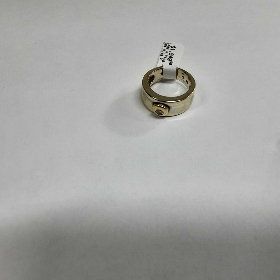 Women's Ring - Solitaire - White Gold 18k (.750) 9.2 grams Size 4