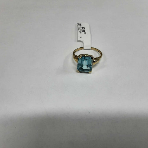 Women's Ring - Solitaire - Yellow Gold 10k (.417) 3 grams Size 6.5