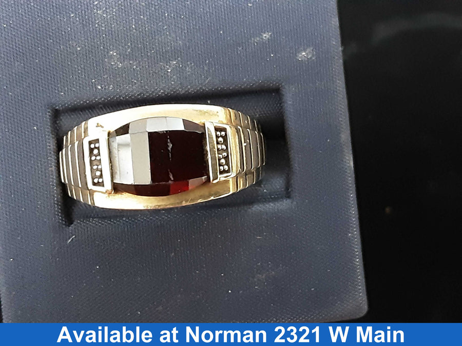 Men's Ring - Yellow Gold 10k (.417) 6 grams Size 9