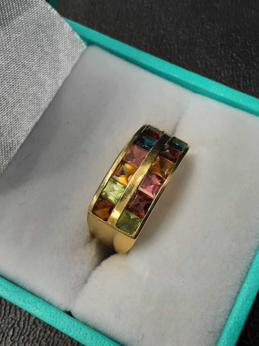 Women's Ring - Yellow Gold 14k (.585) 4.2 grams Size 7