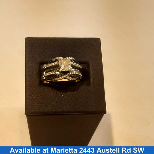 Women's Ring - White Gold 14k (.585) 7.8 grams Size 8