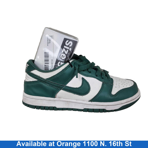 Nike Hf4798-100 Green