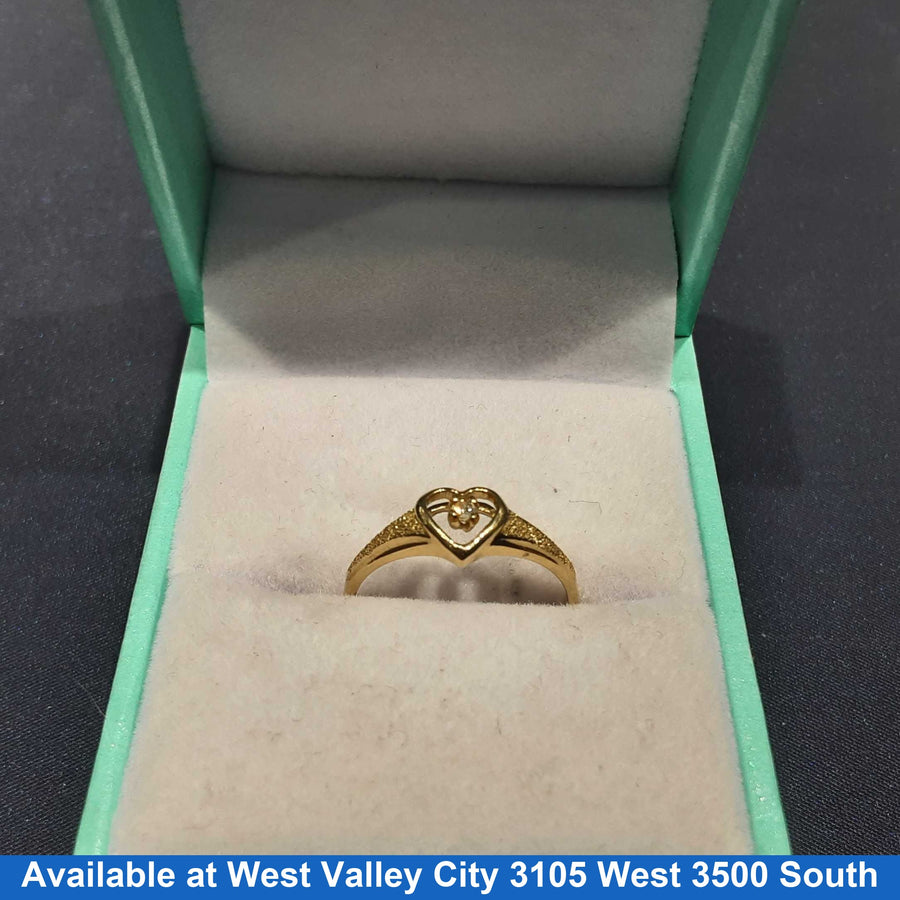 Women's Ring - Yellow Gold 10k (.417) 1.3 grams Size 20