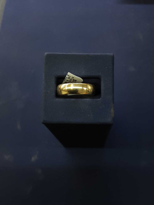 Ring - Wedding Band - Yellow Gold 14k (.585) 8.6 grams Size 9