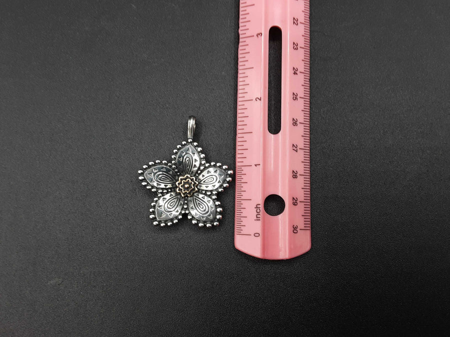Symbol Pendant - Silver 13.1 grams