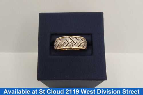 Ring - Wedding Band - Yellow Gold 10k (.417) 3.41 grams Size 7.5