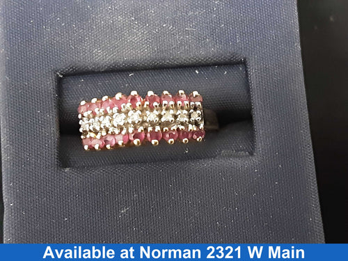 Women's Ring - Anniversary - Yellow Gold 10k (.417) 2.5 grams Size 7.5