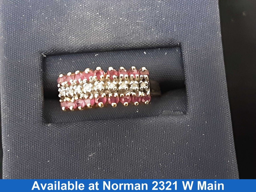 Women's Ring - Anniversary - Yellow Gold 10k (.417) 2.5 grams Size 7.5