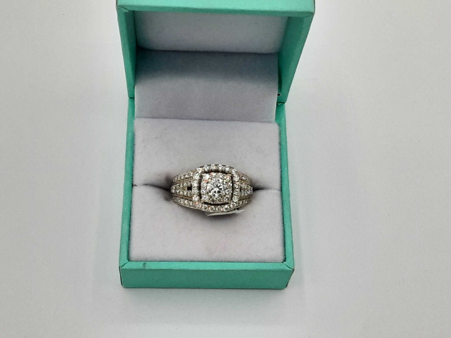 Women's Ring - White Gold 14k (.585) 7 grams Size 6.5