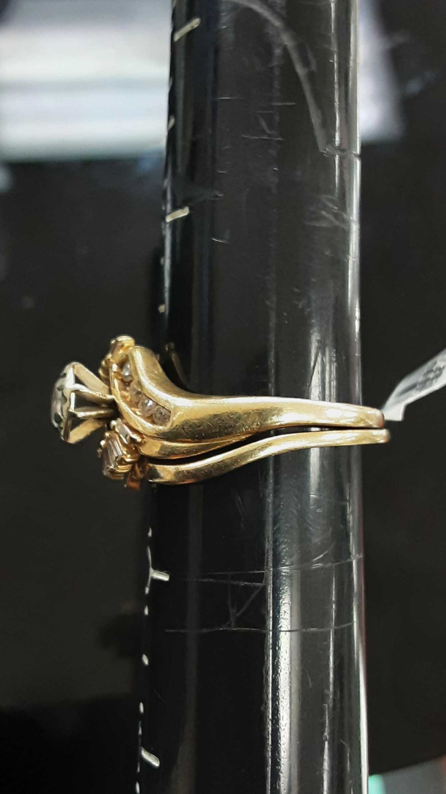 Women's Ring - Yellow Gold 14k (.585) 6 grams Size 10