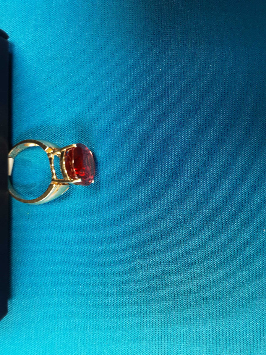 Women's Ring - Yellow Gold 10k (.417) 4.3 grams Size 20