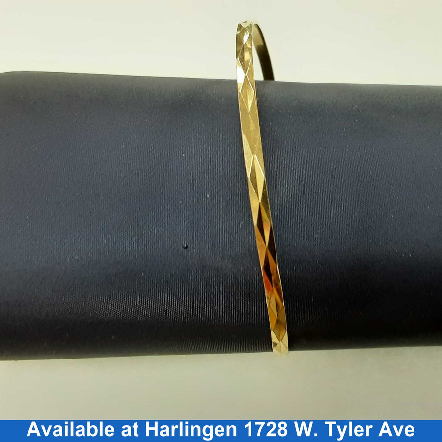Bangle Bracelet - Yellow Gold 18k (.750) 6.3 grams 8 inch