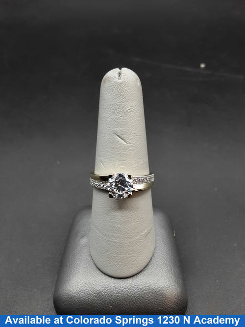 Women's Ring - Yellow Gold 10k (.417) 3.1 grams Size 8