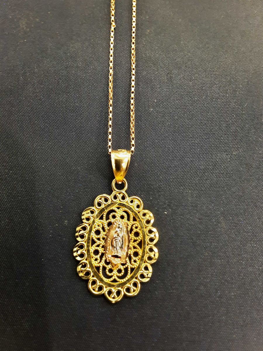 Chain - Yellow Gold 10k (.417) 4.8 grams 12 inch