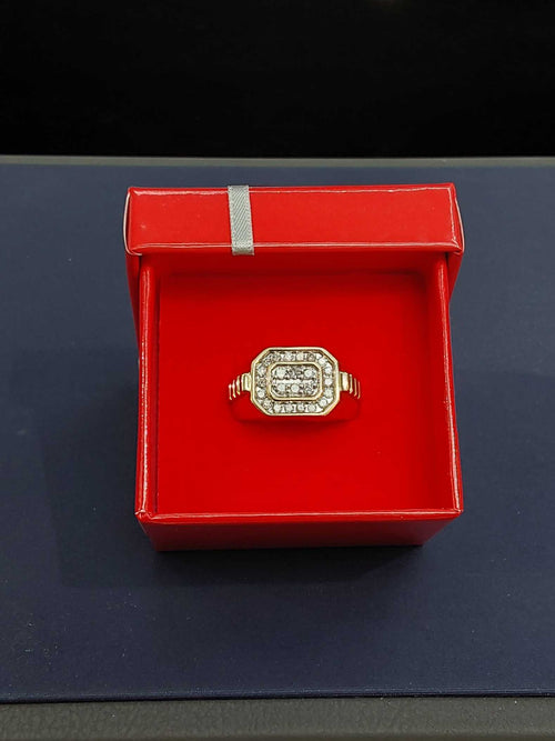 Men's Ring - Yellow Gold 14k (.585) 4.1 grams Size 9.5