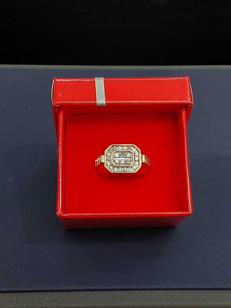 Men's Ring - Yellow Gold 14k (.585) 4.1 grams Size 9.5