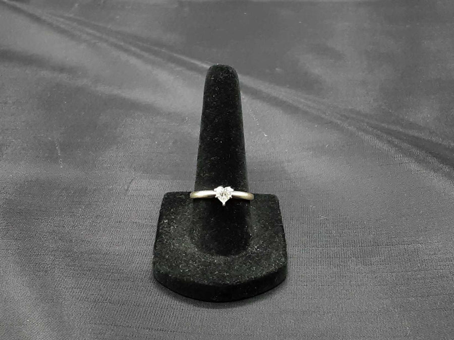 Women's Ring - Solitaire - White Gold 14k (.585) 2.2 grams Size 6.5