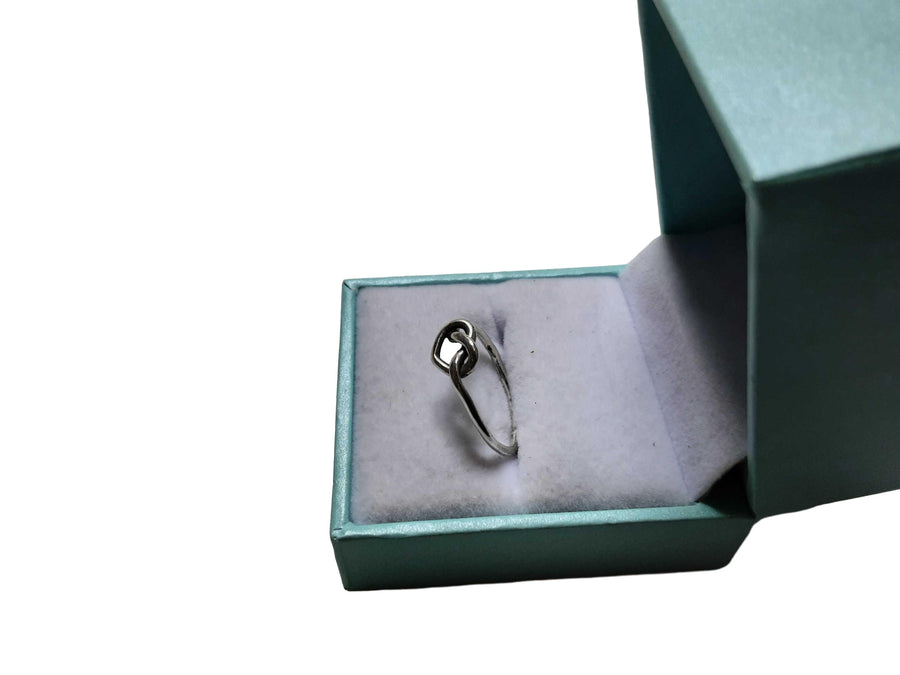 James Avery Delicate Heart Knot Ring Silver Other Collectible