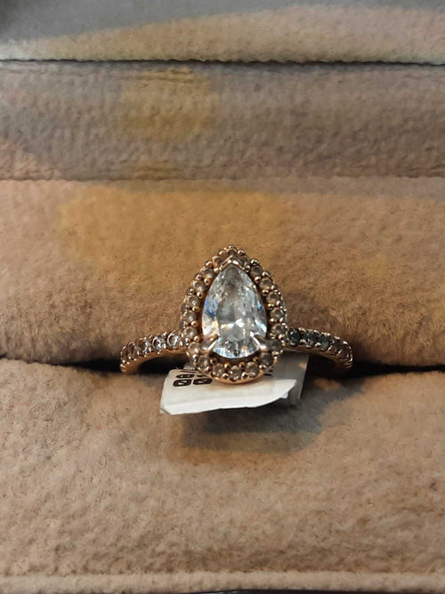 Women's Ring - Silver 1.9 grams Size 5