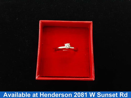 Women's Ring - Solitaire - Yellow Gold 14k (.585) 2.1 grams Size 8
