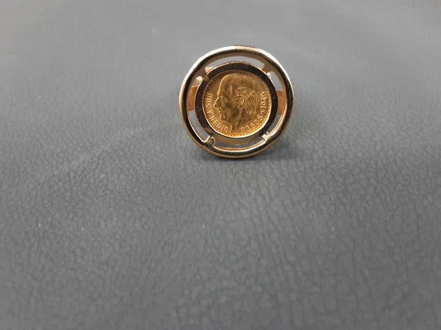 Women's Ring - Yellow Gold 10k (.417) 9.3 grams Size 7