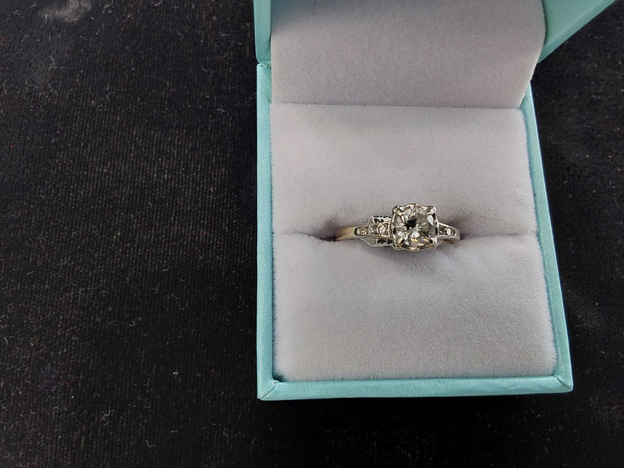 Women's Ring - Yellow Gold 10k (.417) 2.1 grams Size 8