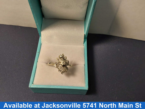 Women's Ring - White Gold 14k (.585) 4.3 grams Size 7.5