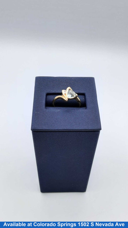 Women's Ring - Yellow Gold 14k (.585) 2.6 grams Size 6