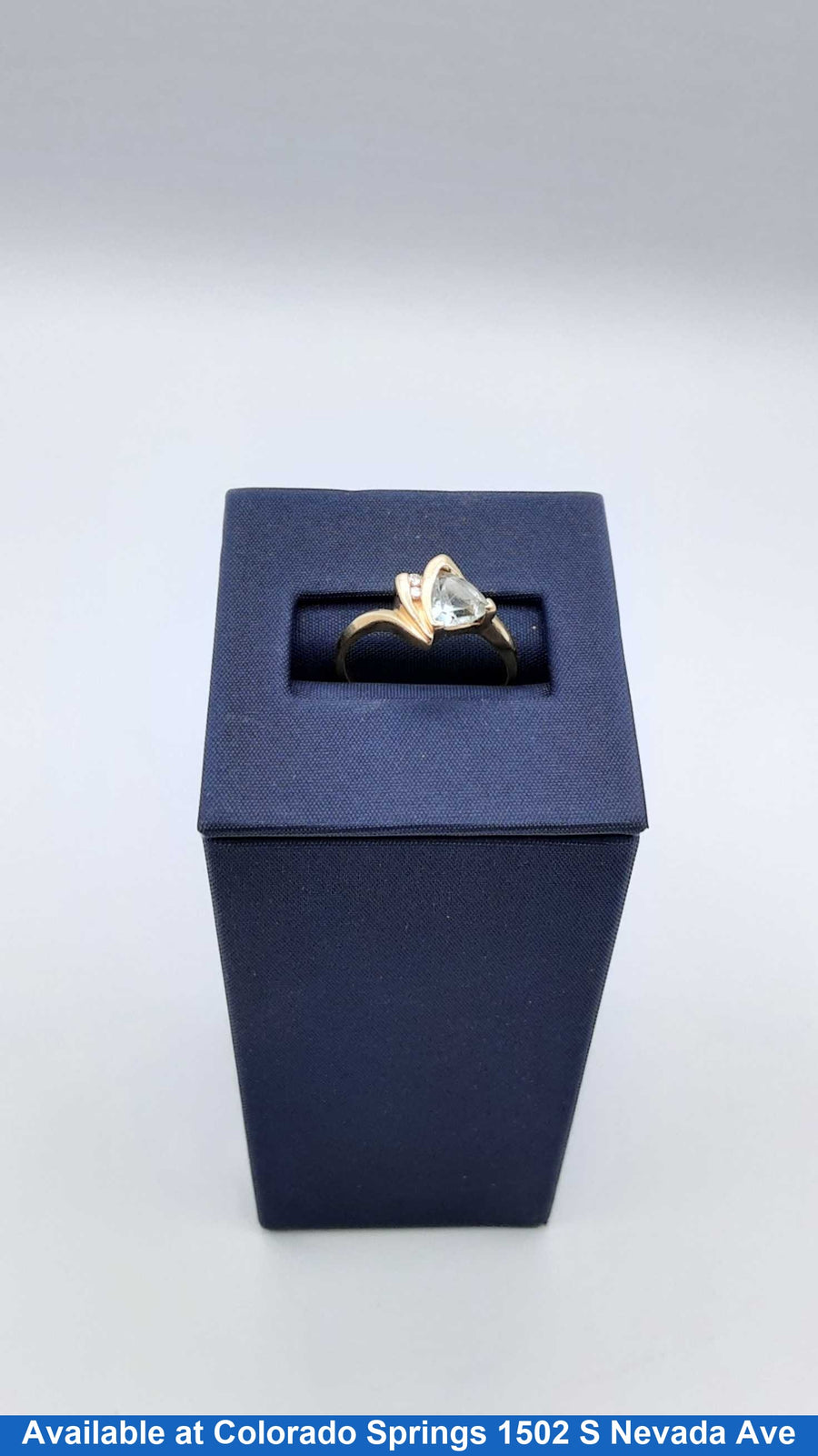 Women's Ring - Yellow Gold 14k (.585) 2.6 grams Size 6