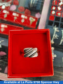Women's Ring - Silver 9.5 grams Size 8