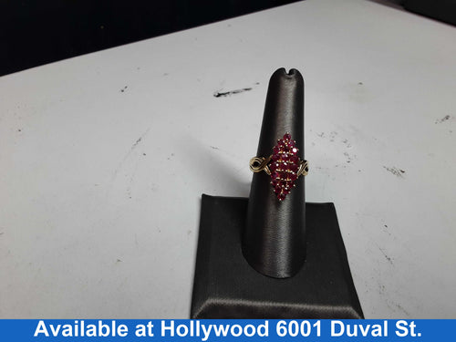 Women's Ring - Yellow Gold 10k (.417) 2.8 grams Size 7.5