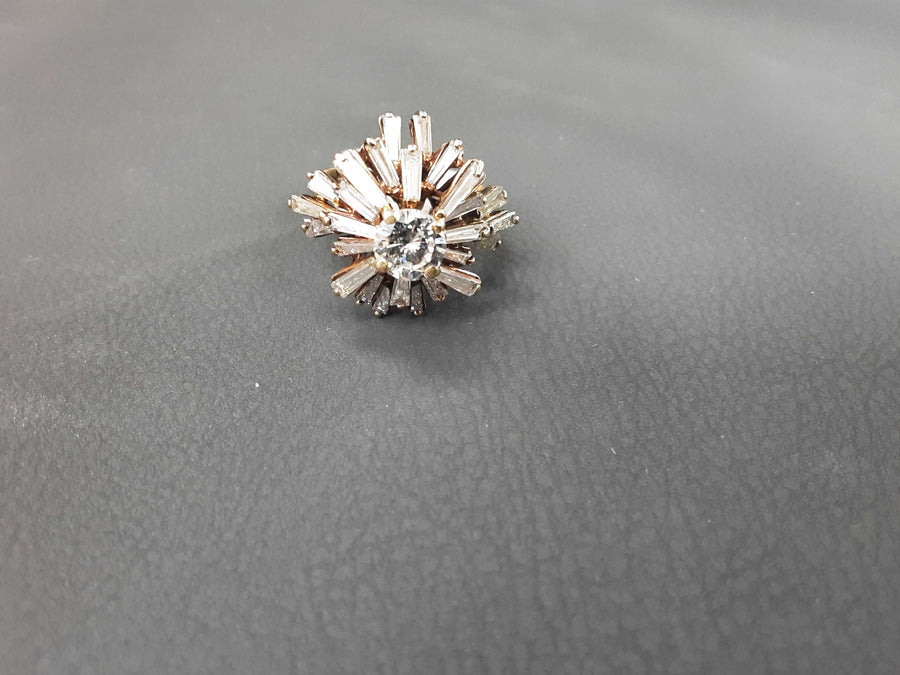 Women's Ring - Yellow Gold 10k (.417) 5.8 grams Size 8