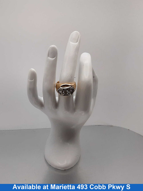 Women's Ring - Yellow Gold 14k (.585) 12 grams Size 5.5