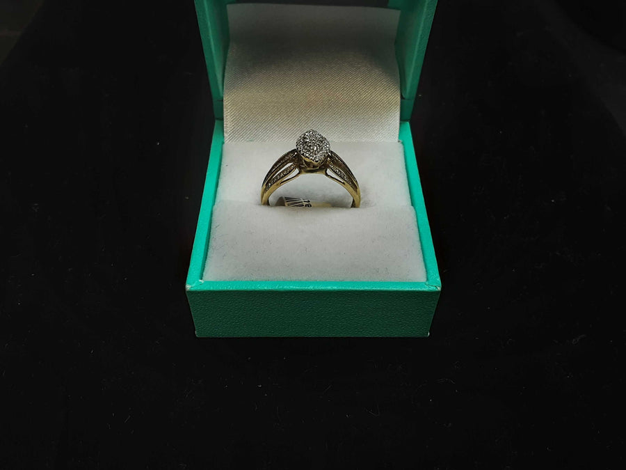 Women's Ring - Yellow Gold 10k (.417) 2.8 grams Size 7.5