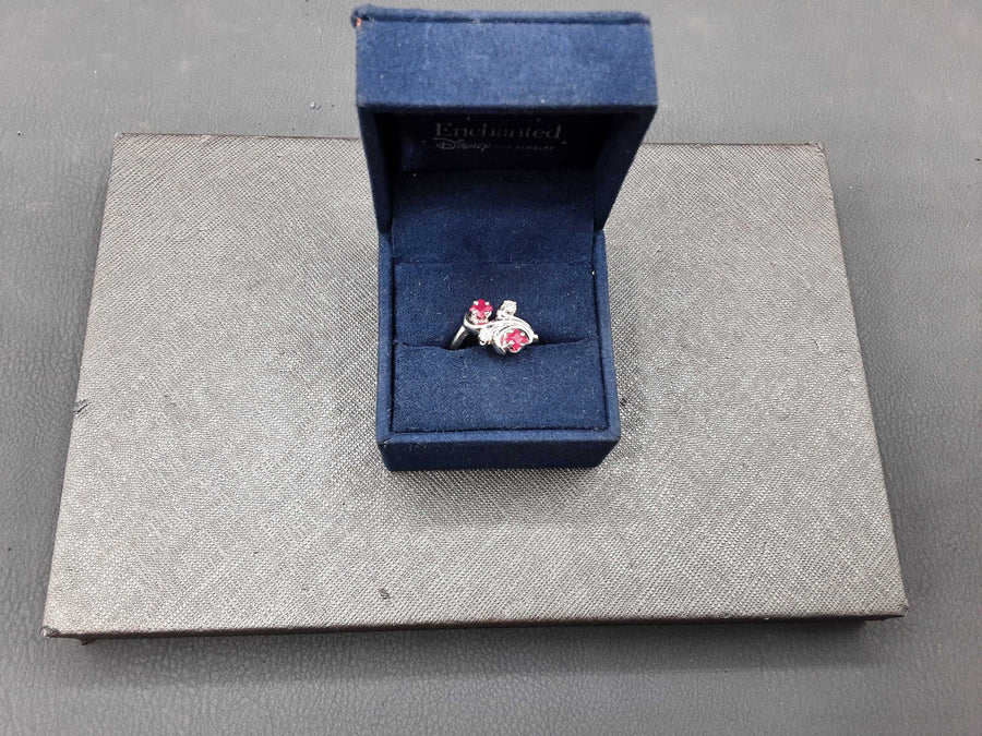 Women's Ring - White Gold 14k (.585) 4.1 grams Size 6