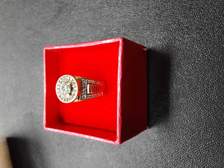 Men's Ring - Yellow Gold 10k (.417) 7.5 grams Size 10