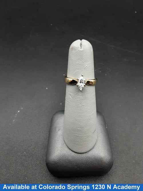 Women's Ring - Solitaire - Yellow Gold 14k (.585) 3.6 grams Size 7