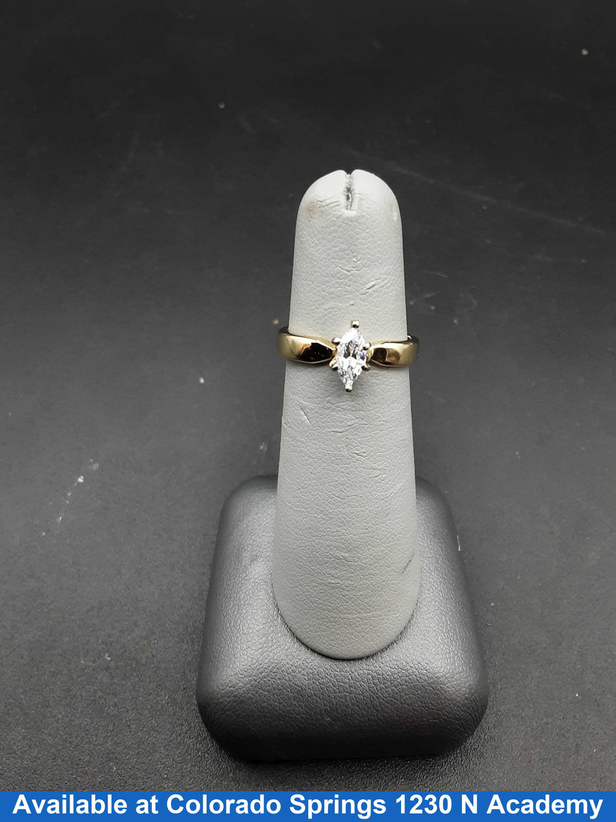 Women's Ring - Solitaire - Yellow Gold 14k (.585) 3.6 grams Size 7
