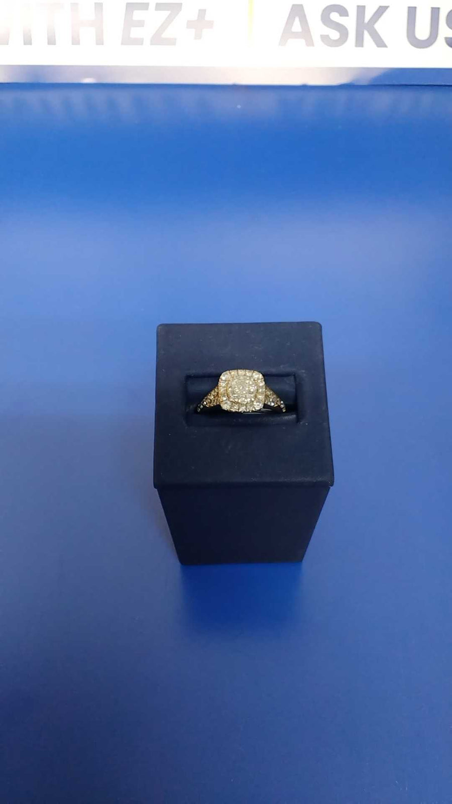 Women's Ring - Yellow Gold 10k (.417) 3.9 grams Size 7.5