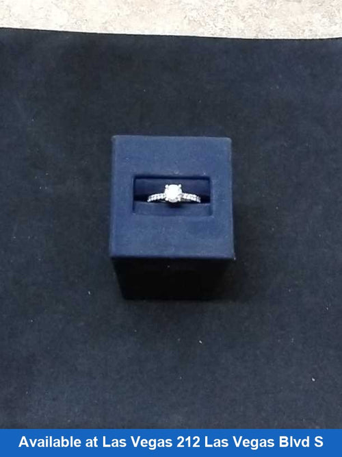 Women's Ring - Solitaire - White Gold 18k (.750) 2.6 grams Size 20