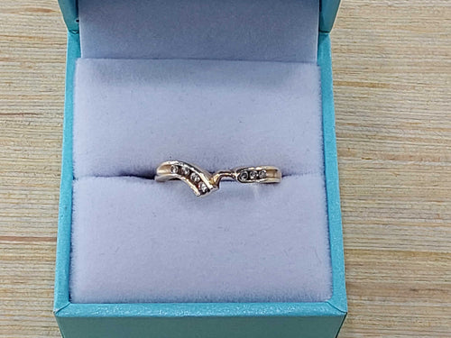Women's Ring - Yellow Gold 14k (.585) 3.4 grams Size 6
