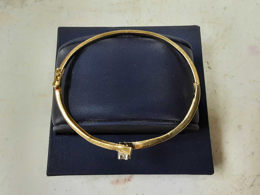 Bangle Bracelet - Yellow Gold 14k (.585) 10.4 grams 6 inch