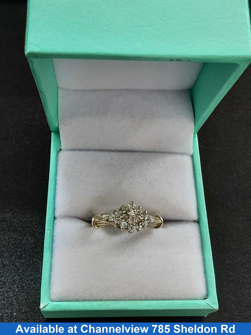 Women's Ring - Yellow Gold 10k (.417) 2.1 grams Size 6.5