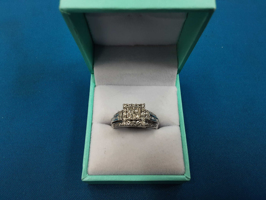 Ring - Wedding Set - White Gold 10k (.417) 4.4 grams Size 7