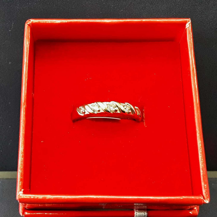 Ring - Wedding Band - White Gold 10k (.417) 2.4 grams Size 9.5
