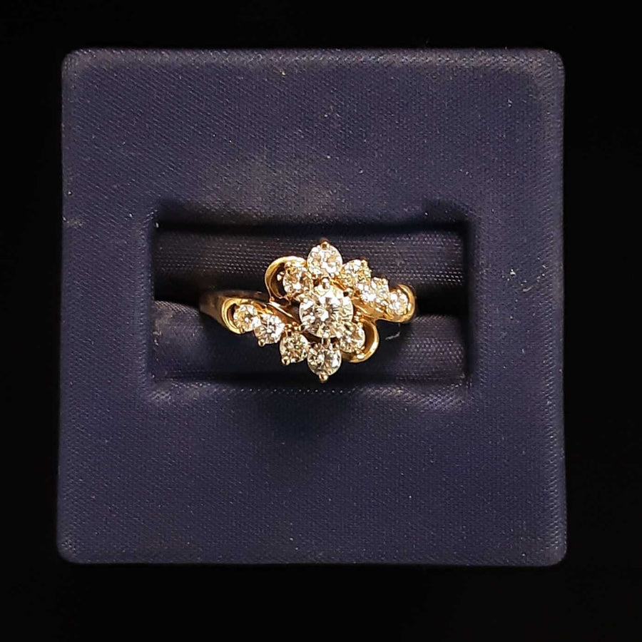 Women's Ring - Yellow Gold 14k (.585) 3.2 grams Size 5
