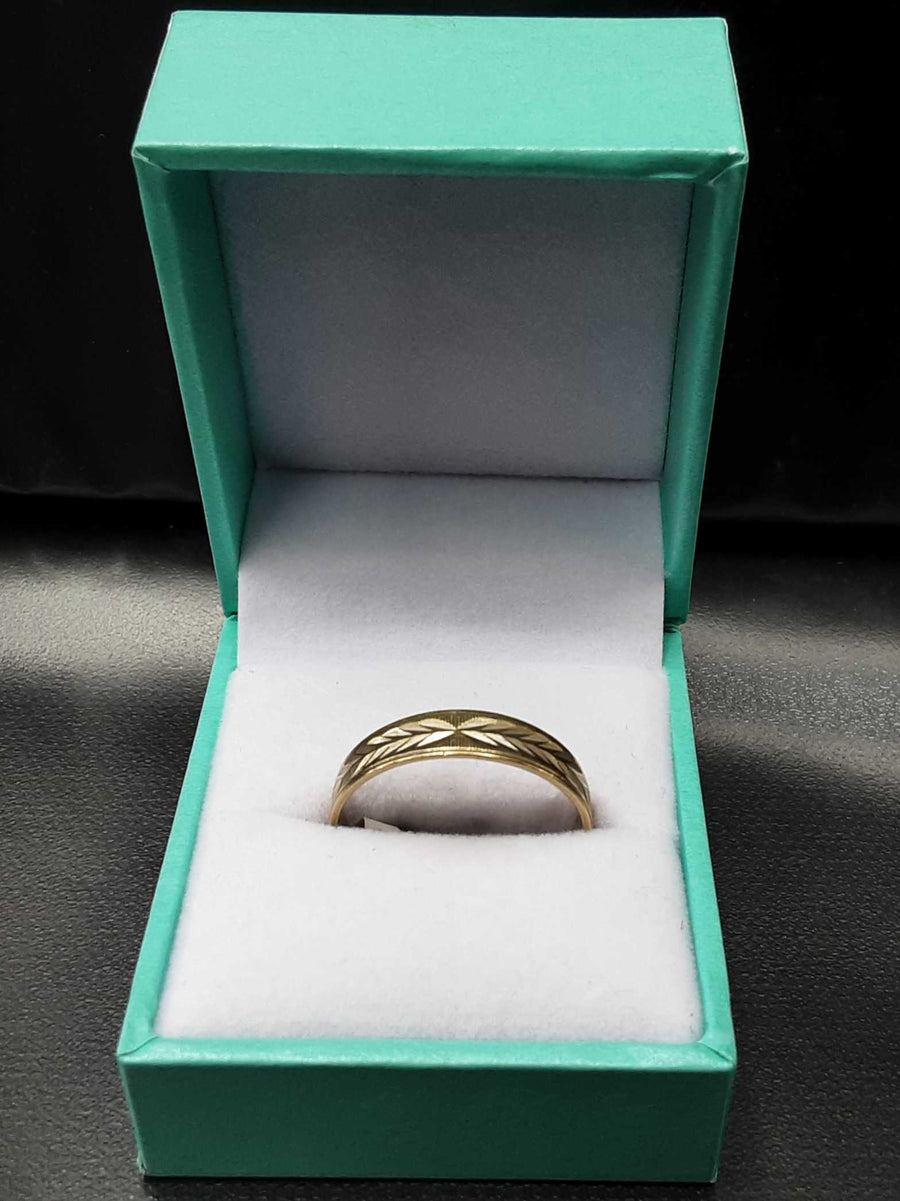 Ring - Wedding Band - Yellow Gold 10k (.417) 2.3 grams Size 11
